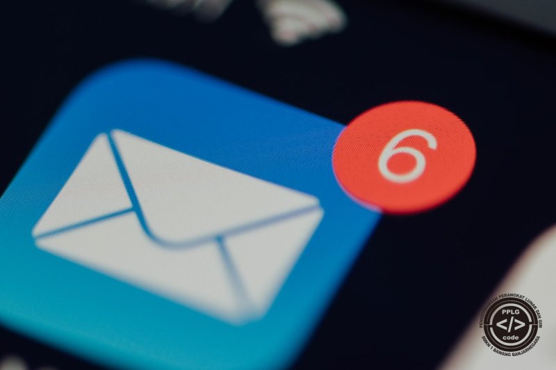 **Nyetel & Ngirim Email Anti Ribet di CodeIgniter: Auto Jadi Jagoan Inbox!**