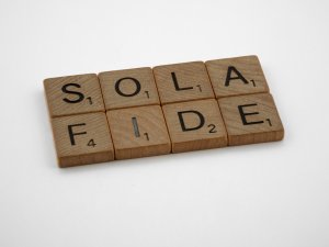Prinsip SOLID di Swift: Bangun Aplikasi Anti-Baper dan Fleksibel, Auto-Pro Programmer!