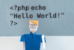 Nyobain Kotlin: Tutorial "Hello, World!" Biar Coding Makin Kece!