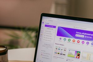 Kuasai Canva: Seni Membuat Presentasi Sekolah yang Memukau dan Profesional