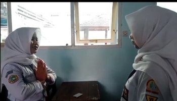 Pelayanan Tamu (pergantian kartu anggota) bahasa Ing