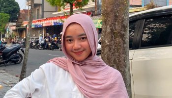 PPT Rapat Presentasi Pemasaran produk skincare