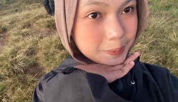 Public Speaking Pembawa Acara - Ida Nur Fitriani - 14 - XI MP 1