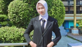 Resume - Putri Rahmawati, XII AK 1